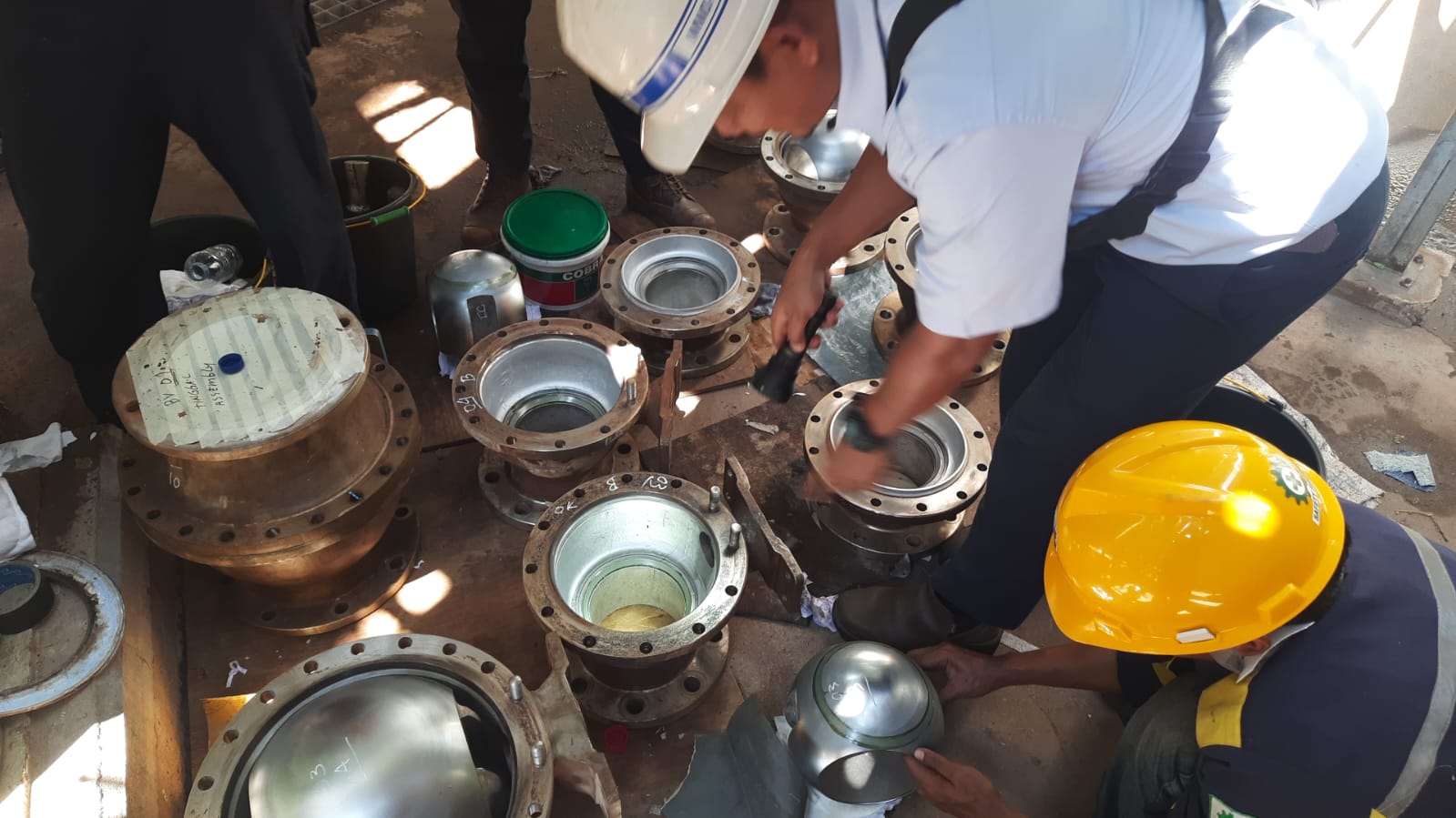 Inspeksi Body Bonnet pada Unit Ball Valve Oleh User